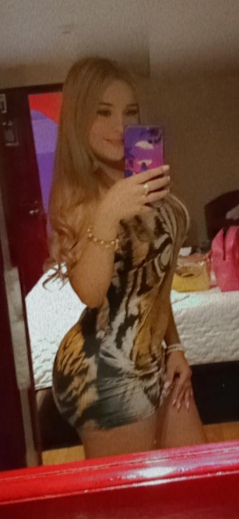 622865429: Chica busca chico en Gerona