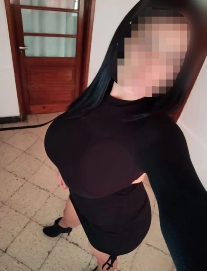 Chica busca chico en Cádiz: 