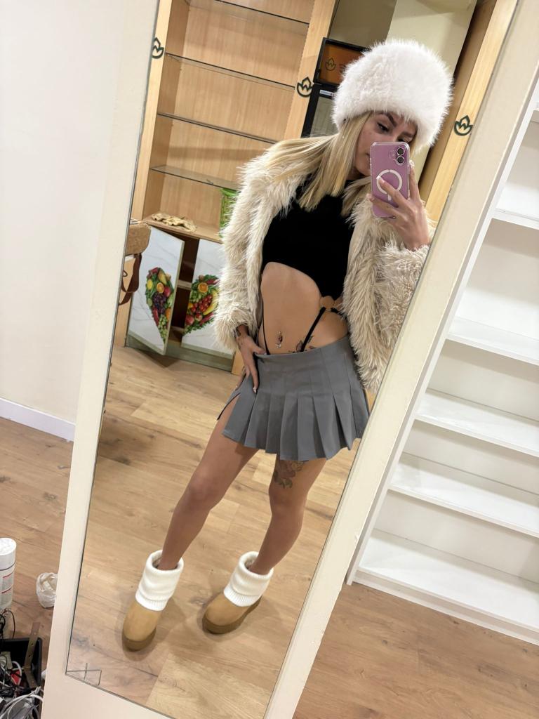 633968340: Chica busca chico en Granada