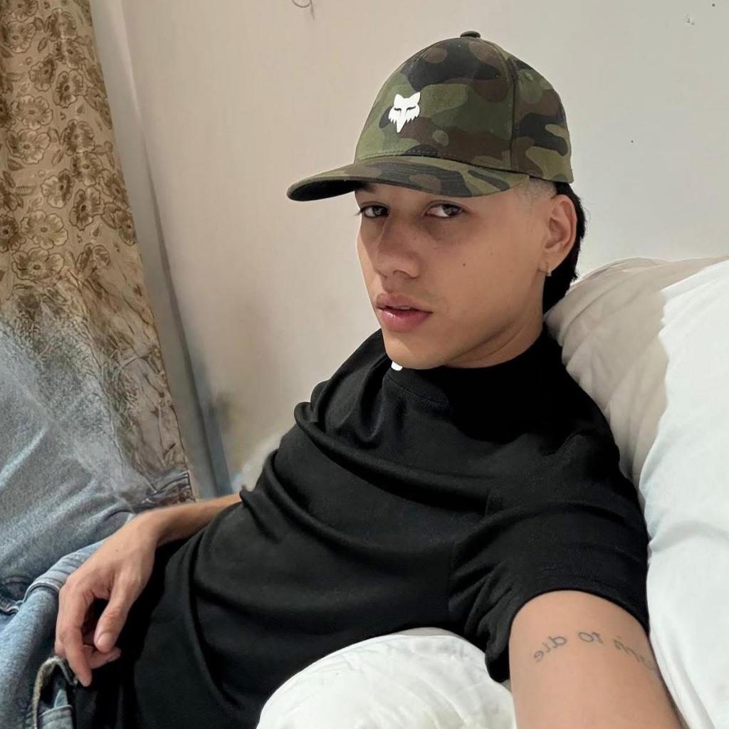 Chico busca chica en Málaga: 