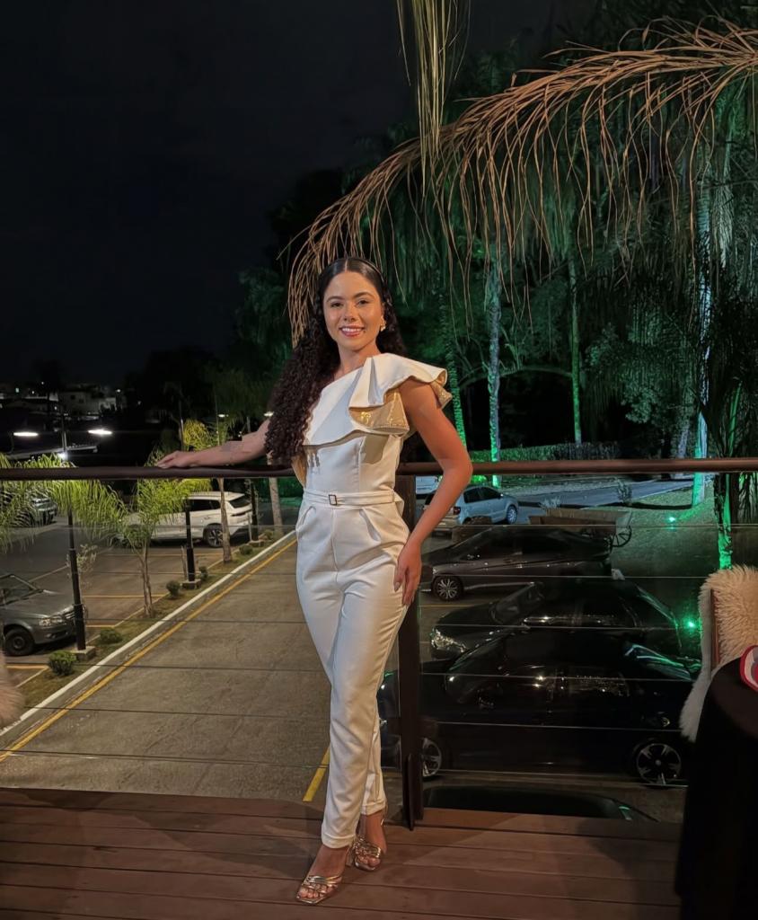 613213903: Chica busca chico en Alicante