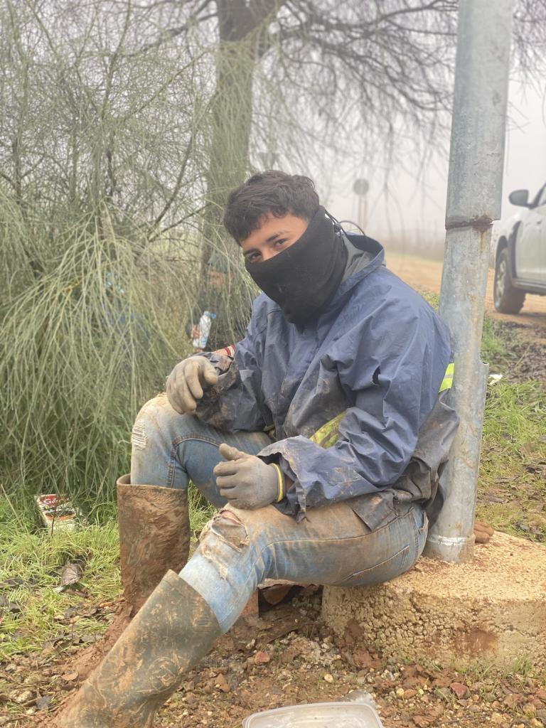 Chico busca chica en Sevilla: 