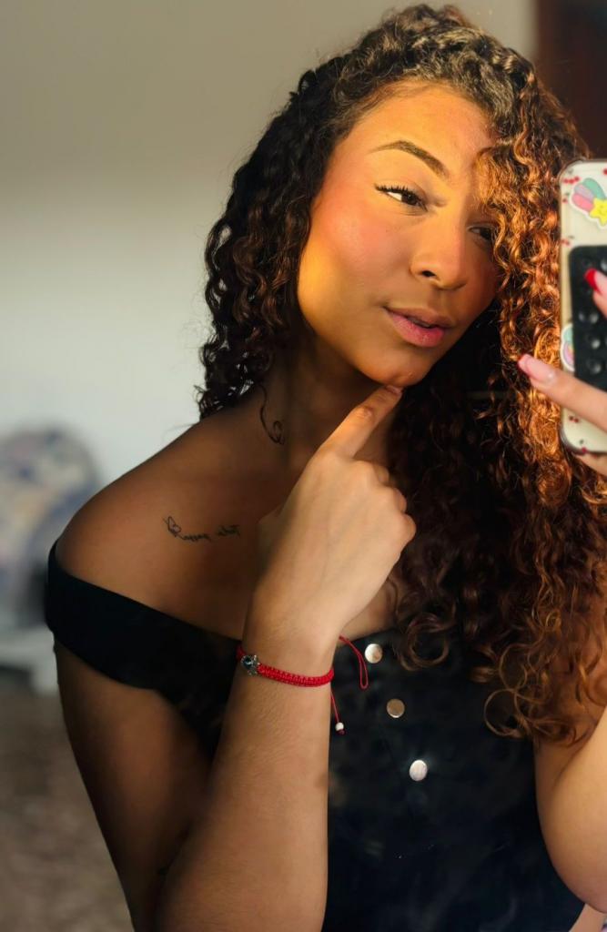 631247682: Chica busca chico en Valencia