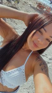 674952764: Chica busca chico en Málaga