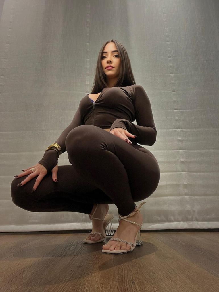 Chica busca chico en Asturias: 