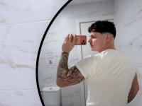 614604640: Chico busca chica en Sevilla