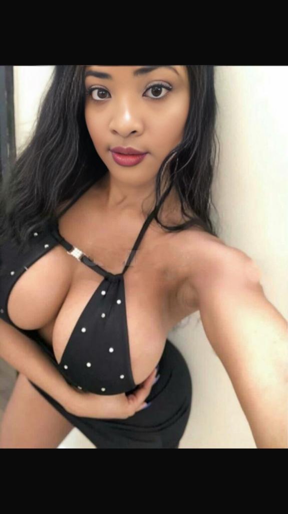 Chica busca chico en Huelva: Chica busca chico