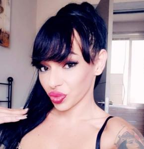 677187500: Transexual en Valencia