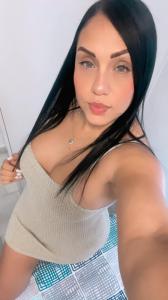 665181170: Chica busca chico en Cádiz