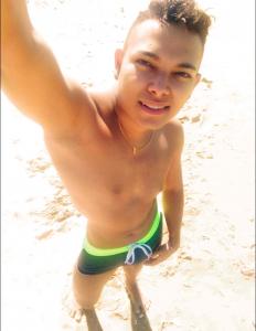 613196110: Chico busca chica en Ceuta