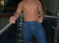 694262597: Chico busca chica en Madrid