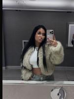 674148179: Chica busca chico en Sevilla