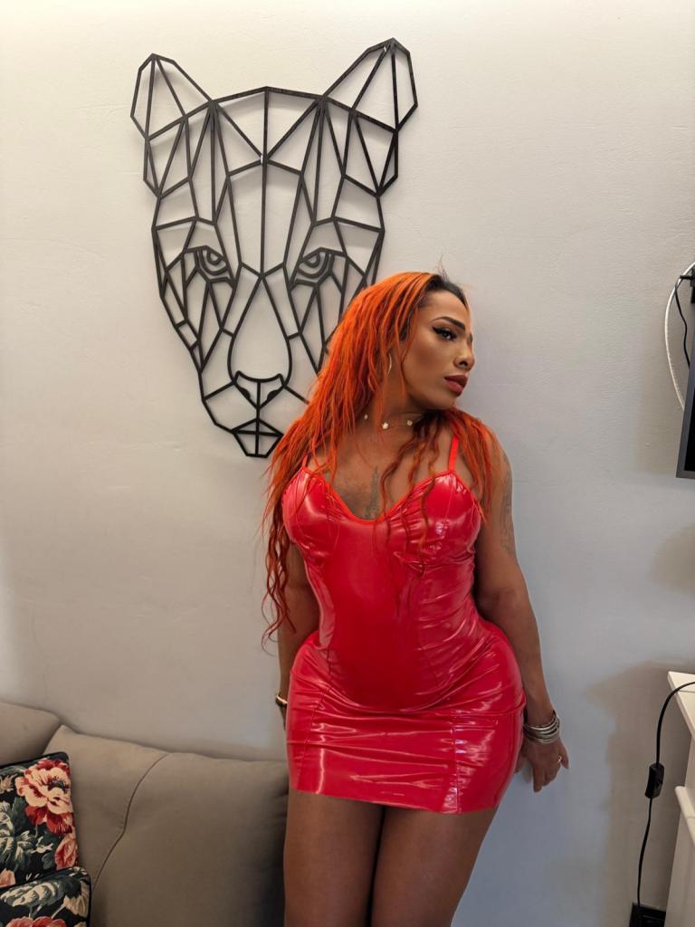 614559833: Transexual en Zaragoza