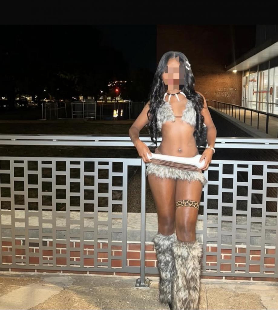 637588597: Chica busca chico en Tarragona