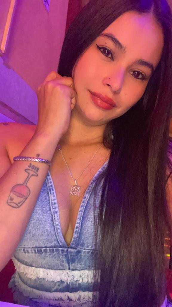 Chica busca chico en Cádiz: 