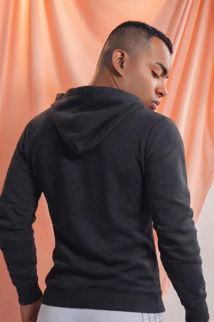 618444532: Chico busca chica en Las Palmas