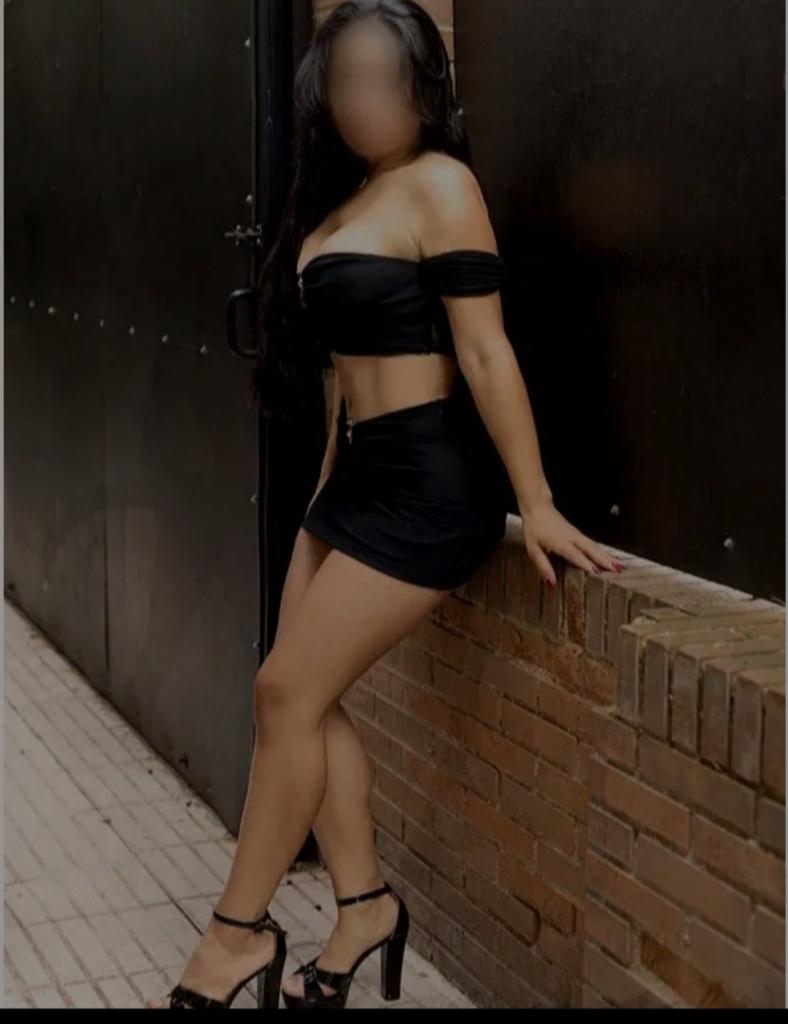 624328671: Chica busca chico en Navarra