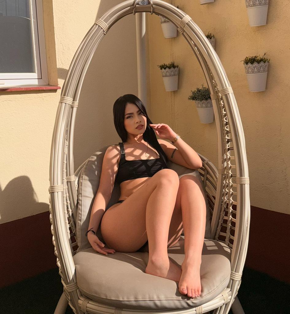 Chica busca chico en Cádiz: 