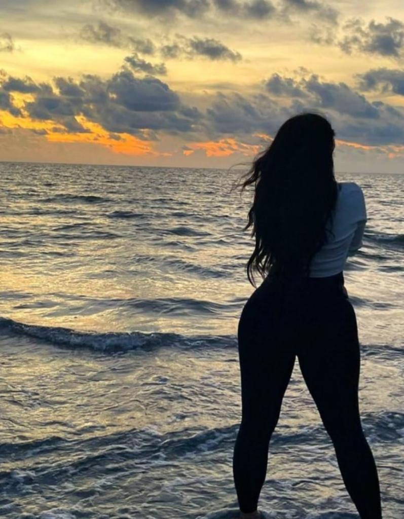 611285041: Chica busca chico en Murcia