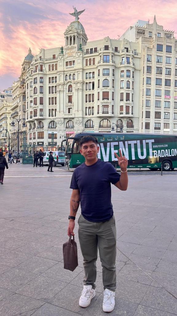 Chico busca chica en Cuenca: 