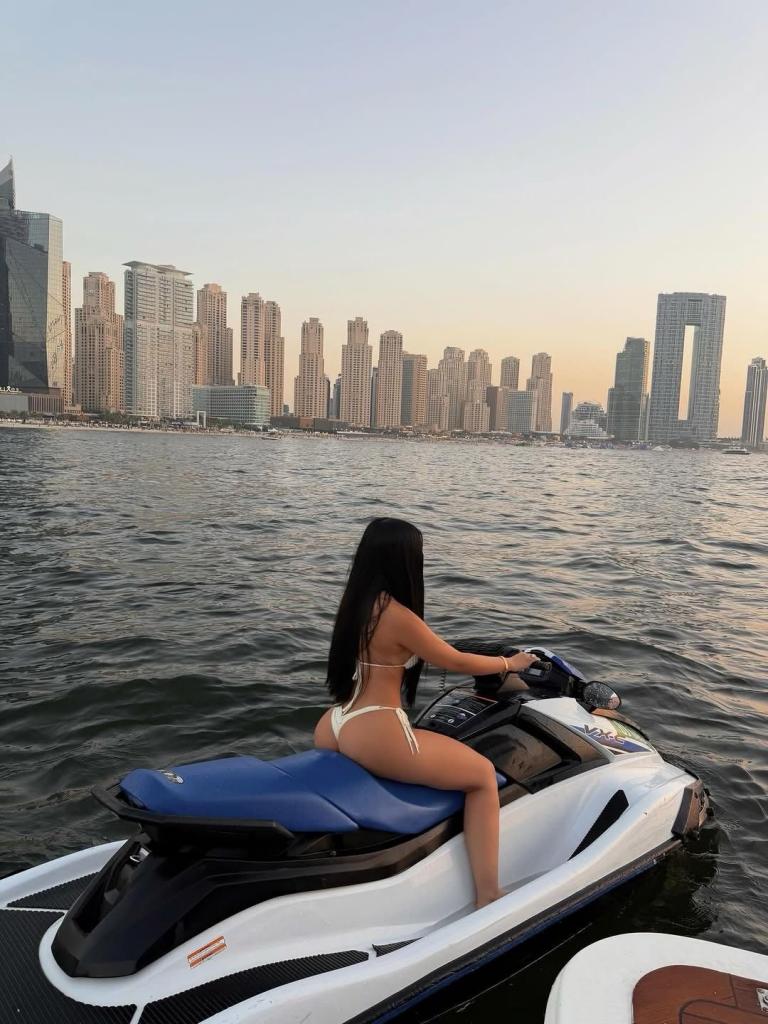 631480598: Chica busca chico en Málaga