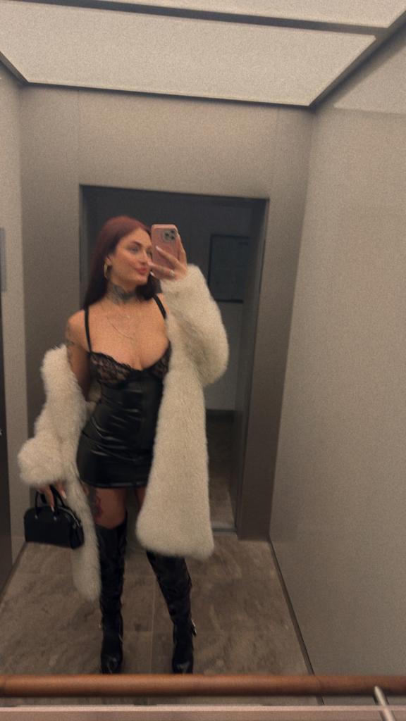 613633975: Travesti en Málaga