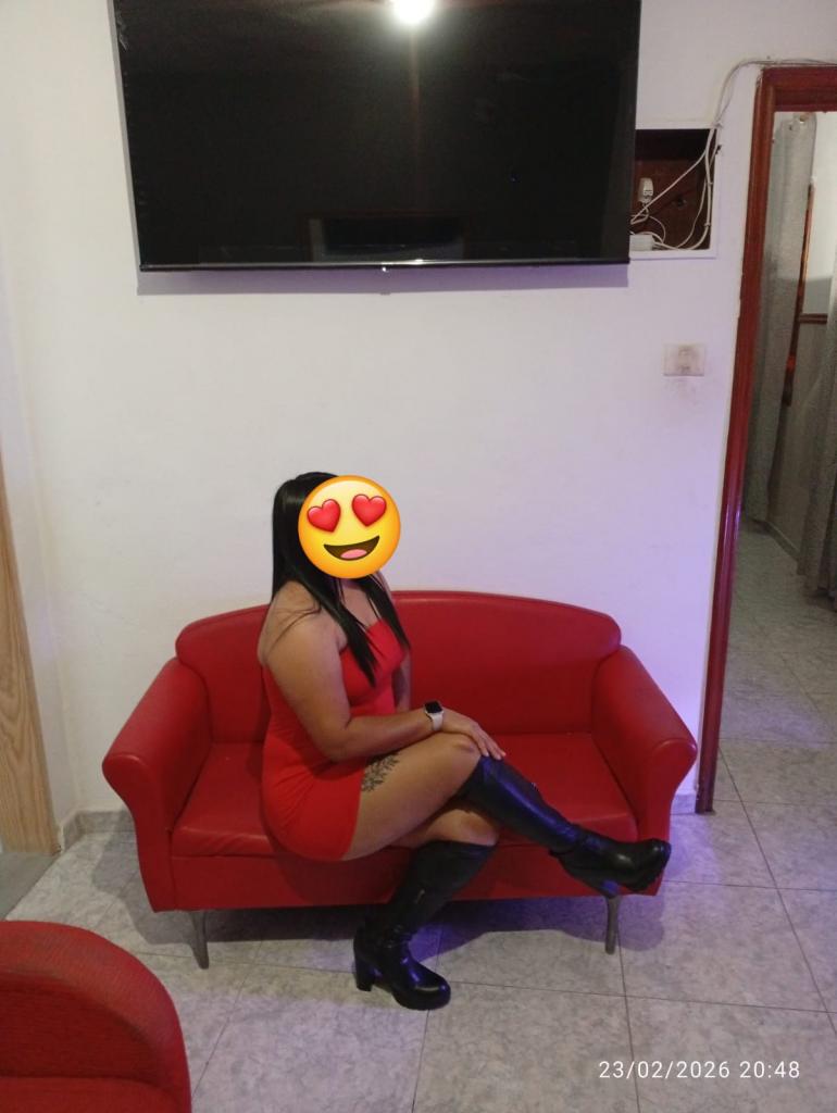 623145395: Chica busca chico en Tenerife
