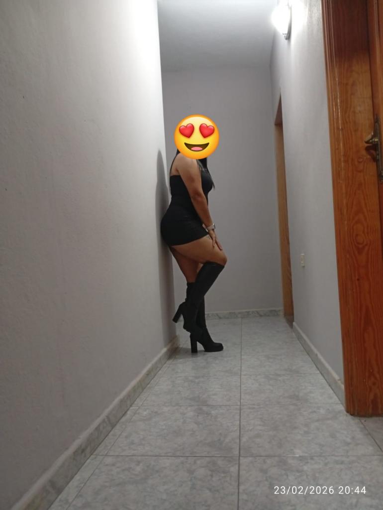 Chica busca chico en Tenerife: 