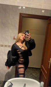 742055715: Chica busca chico en Madrid
