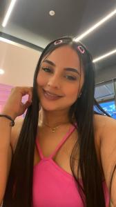 672259937: Chica busca chico en Sevilla