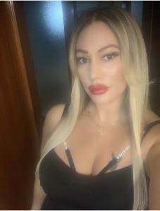 629714380: Chica busca chico en Cantabria