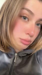 647268937: Chica busca chico en Cádiz