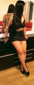 607305205: Chica busca chico en Madrid