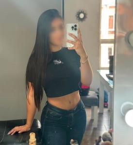 600692582: Chica busca chico en Sevilla