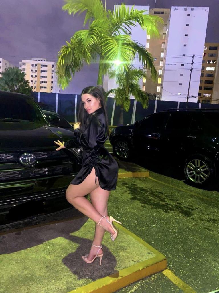 671278505: Chica busca chico en Huelva