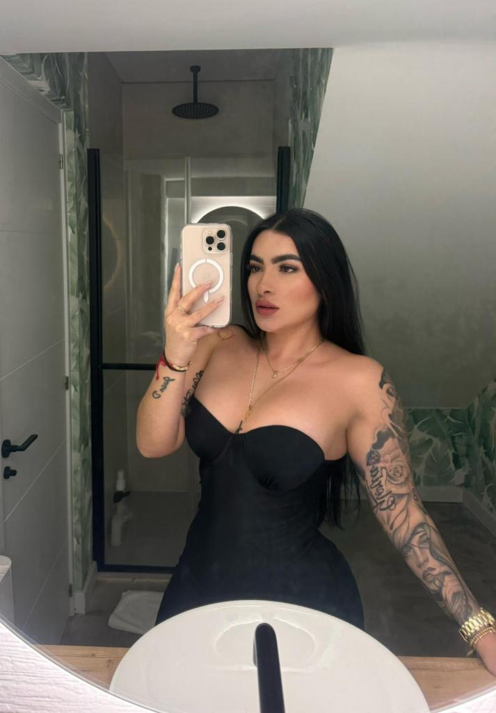 Chica busca chico en Cádiz: 