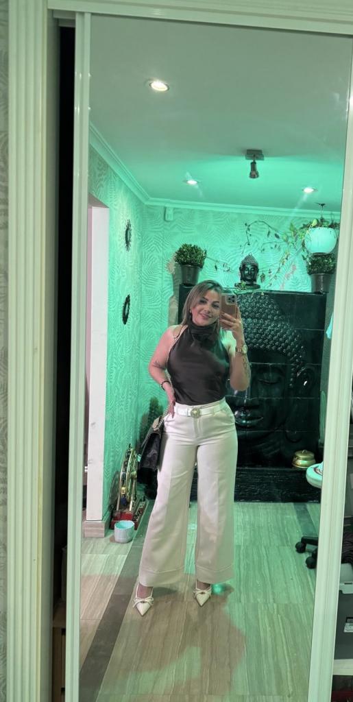 614430288: Chica busca chico en Madrid