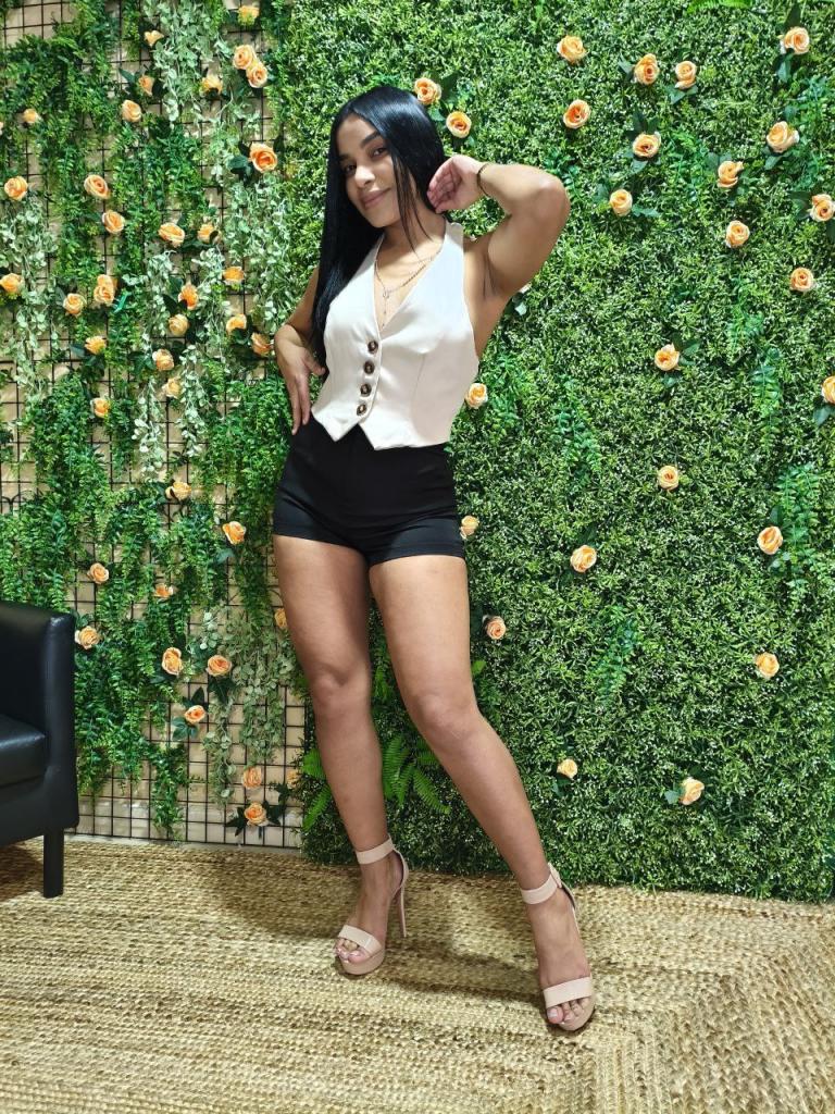 645295469: Chica busca chico en Madrid