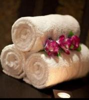 605956289: Chica busca chico en Sevilla