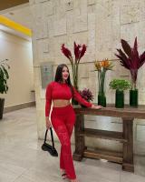 660790186: Chica busca chico en Sevilla