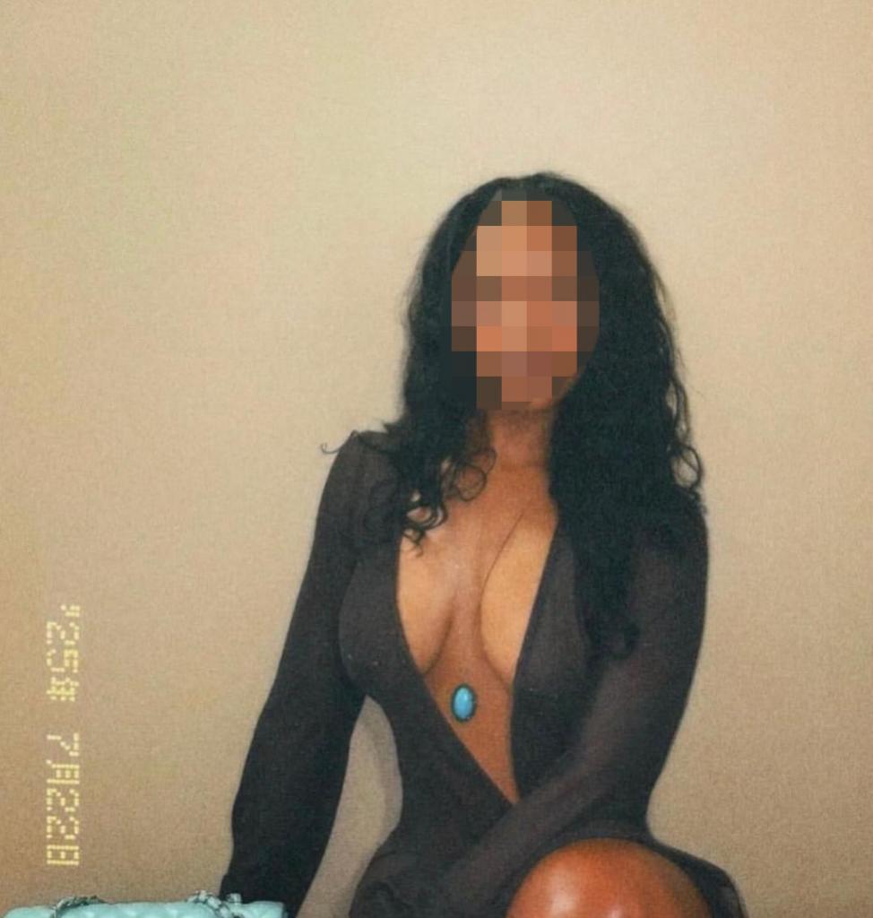 675890791: Chica busca chico en Granada