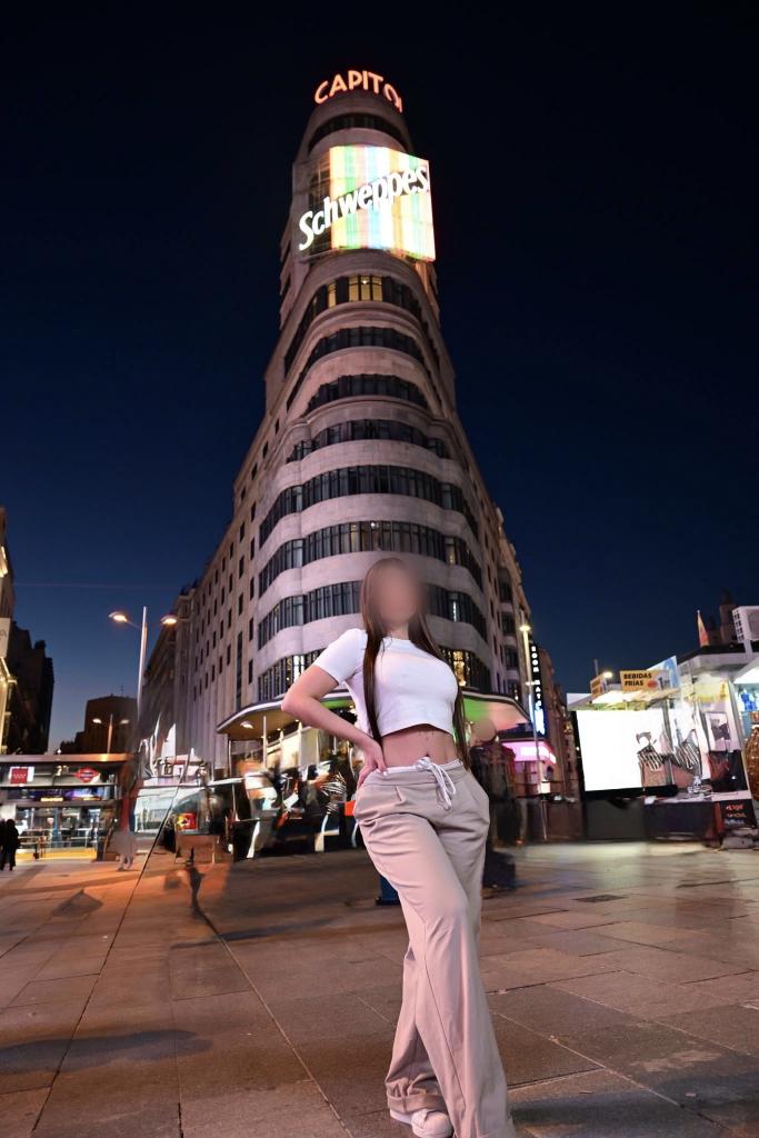 Chica busca chico en Toledo: Chica busca chico