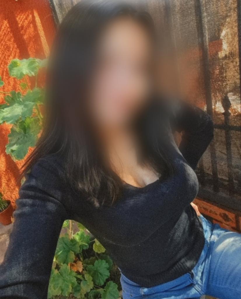 Chica busca chico en Murcia: Chica busca chico