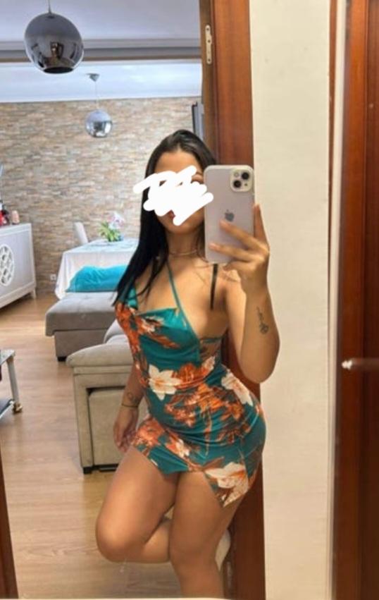611839532: Chica busca chico en Málaga