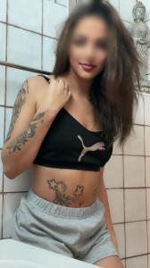 688394537: Chica busca chico en Madrid