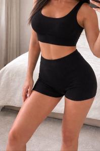 631013753: Chica busca chico en Madrid