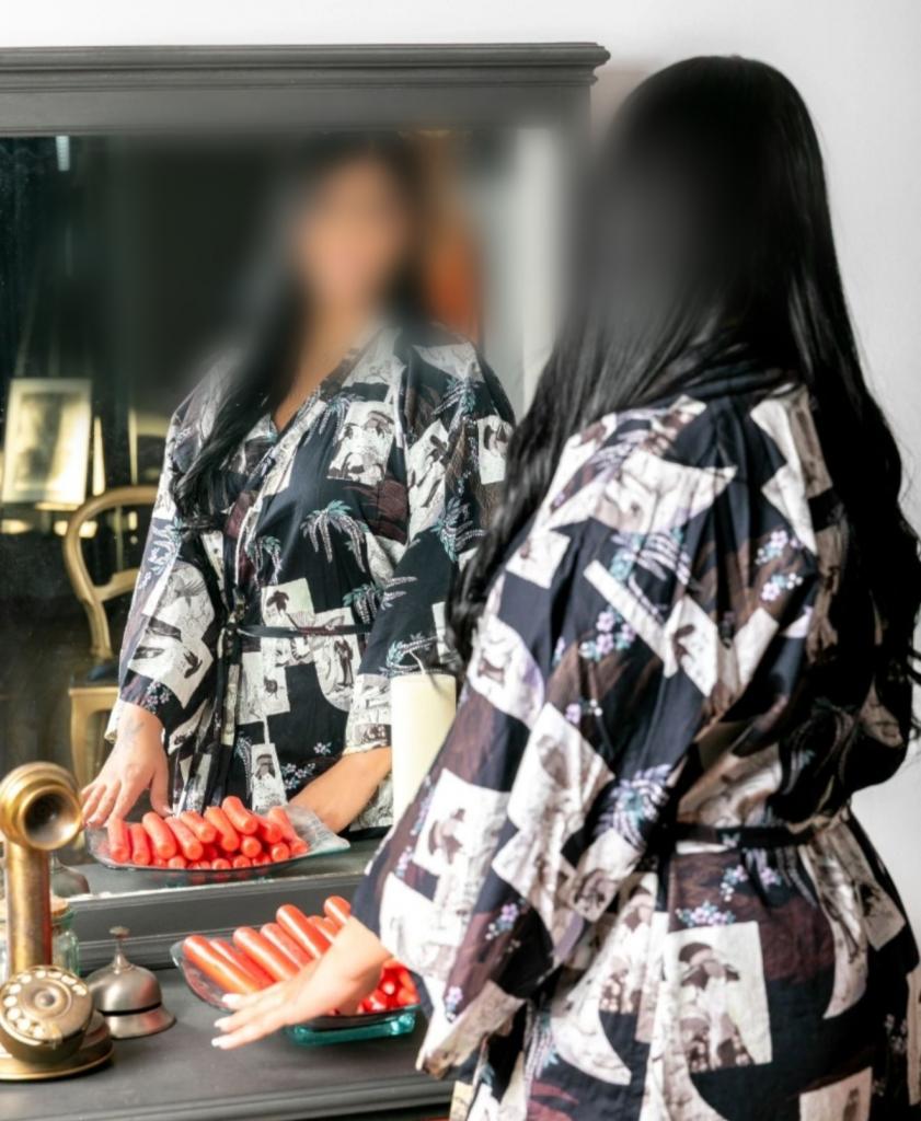 633947719: Chica busca chico en Madrid