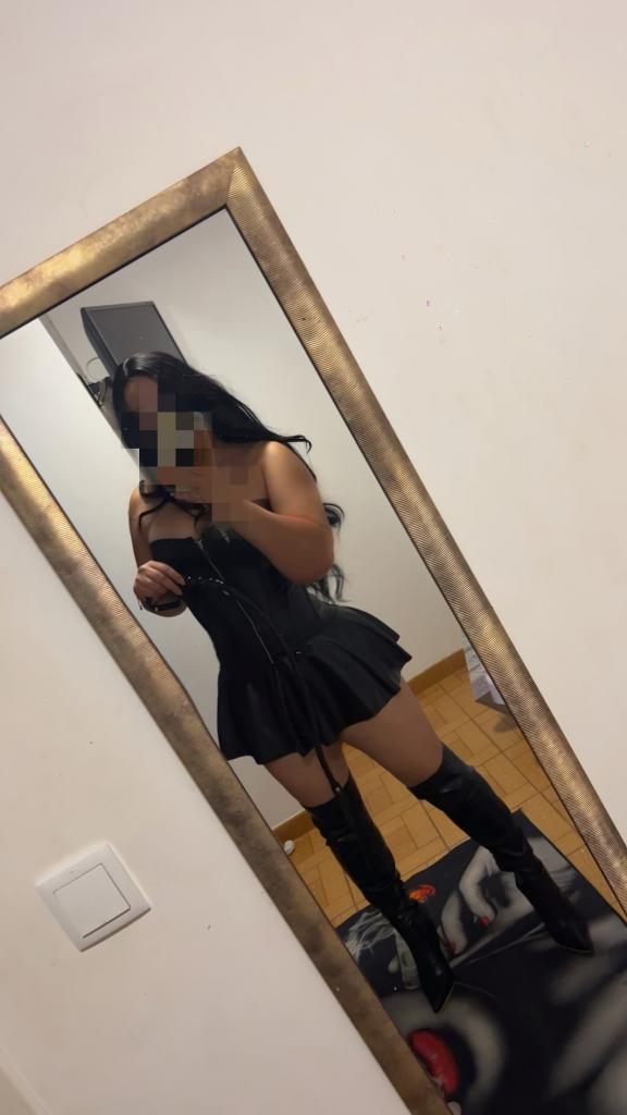 Chica busca chico en Huelva: 