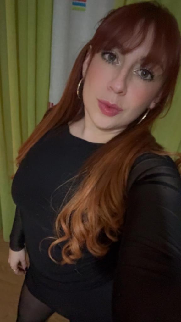 Chica busca chico en Almería: 