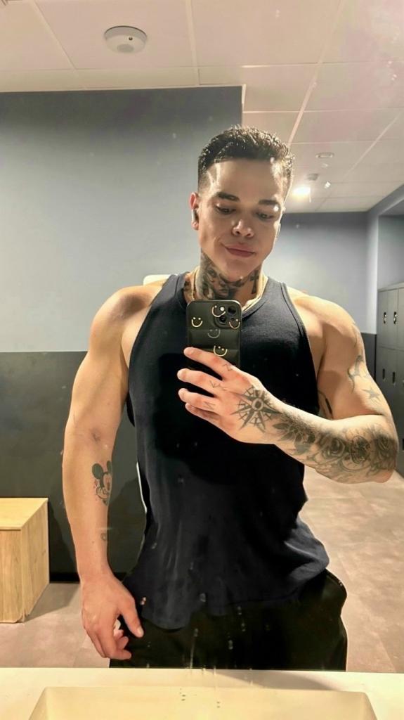 Chico busca chica en Salamanca: 